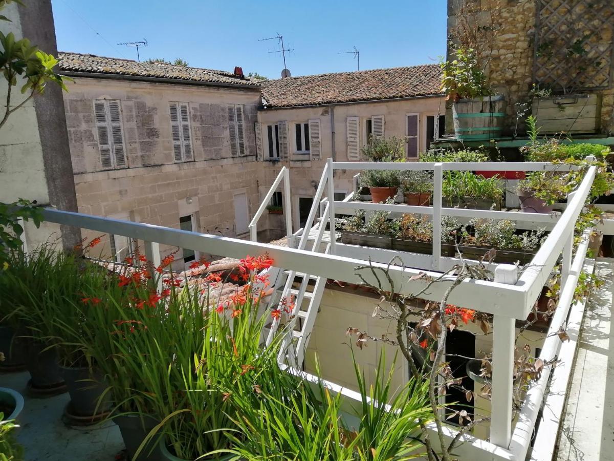 Les Volets Bleus T3 De 80 M2 Patio Privatif Rochefort (Charente-Maritime) Exterior foto