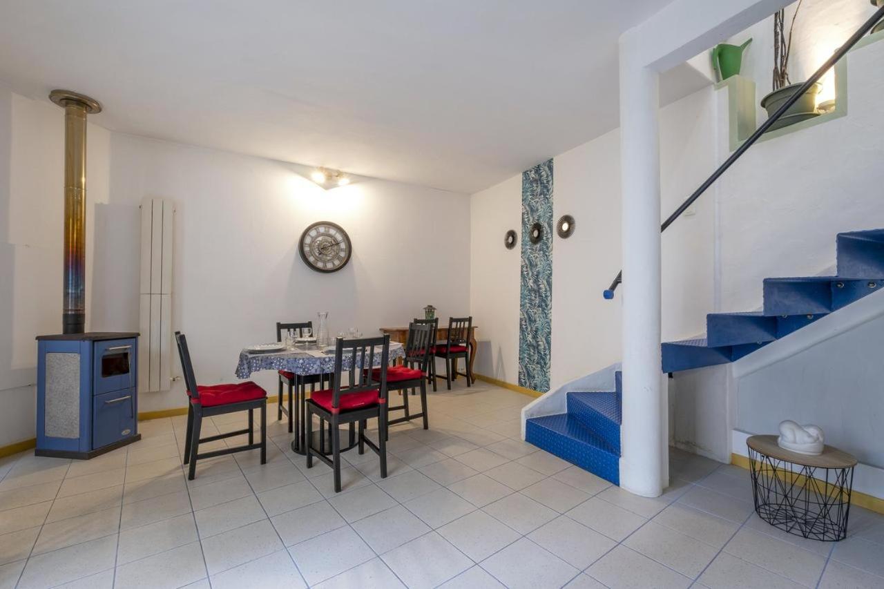 Les Volets Bleus T3 De 80 M2 Patio Privatif Rochefort (Charente-Maritime) Exterior foto